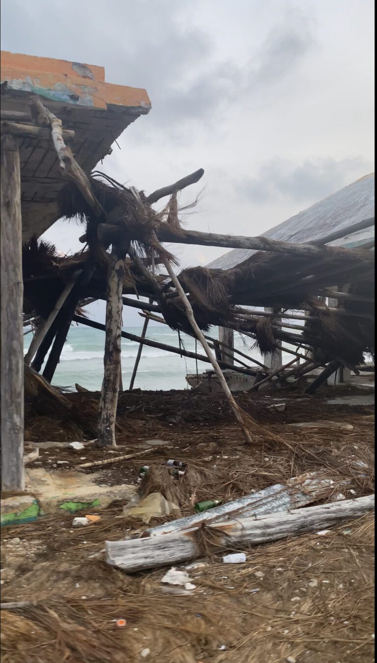 The island of Cozumel during the hurricane 🇲🇽 - Alexandra Allover